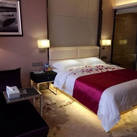 Chengdu Hello Hotel Shuangliu Exterior photo